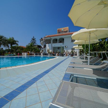 Hotel Damanse Santa Domenica  Exteriér fotografie