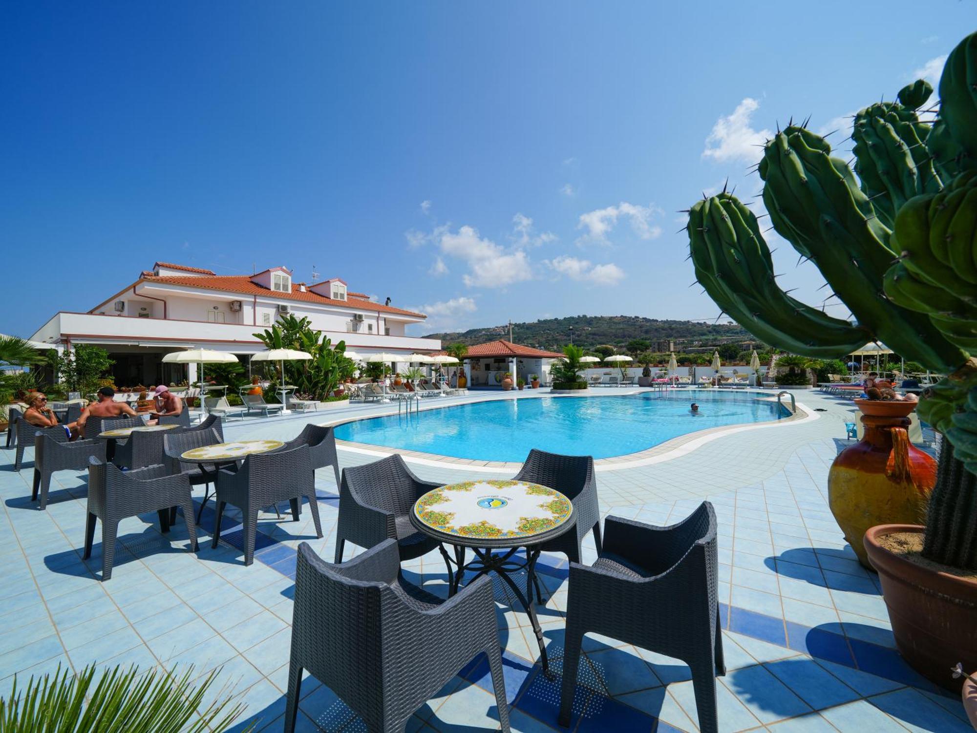 Hotel Damanse Santa Domenica  Exteriér fotografie