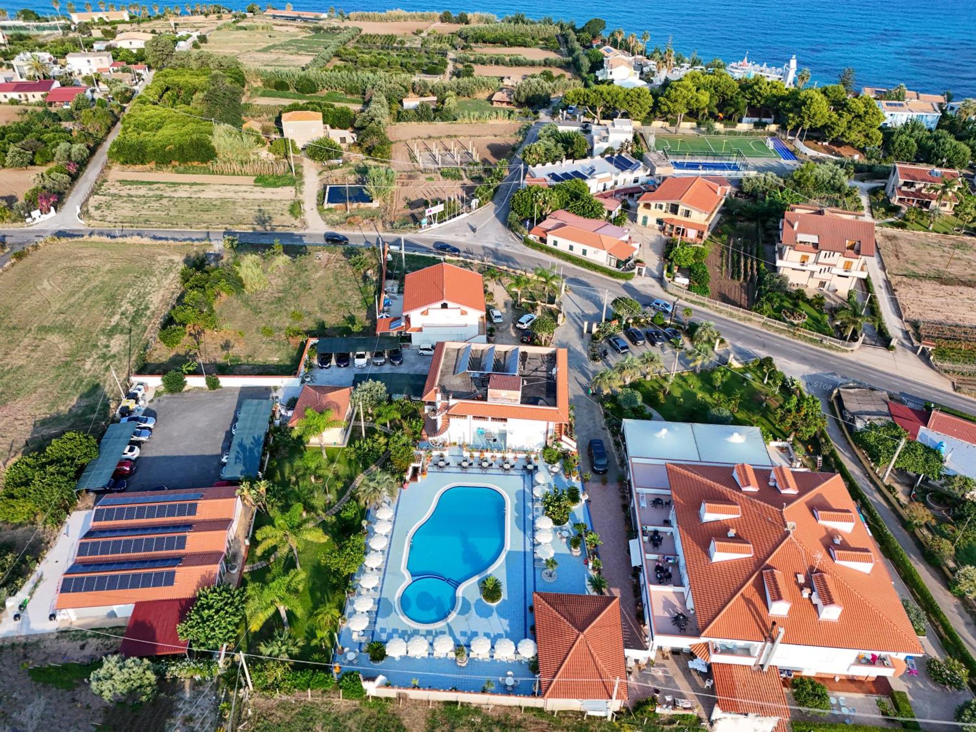 Hotel Damanse Santa Domenica  Exteriér fotografie