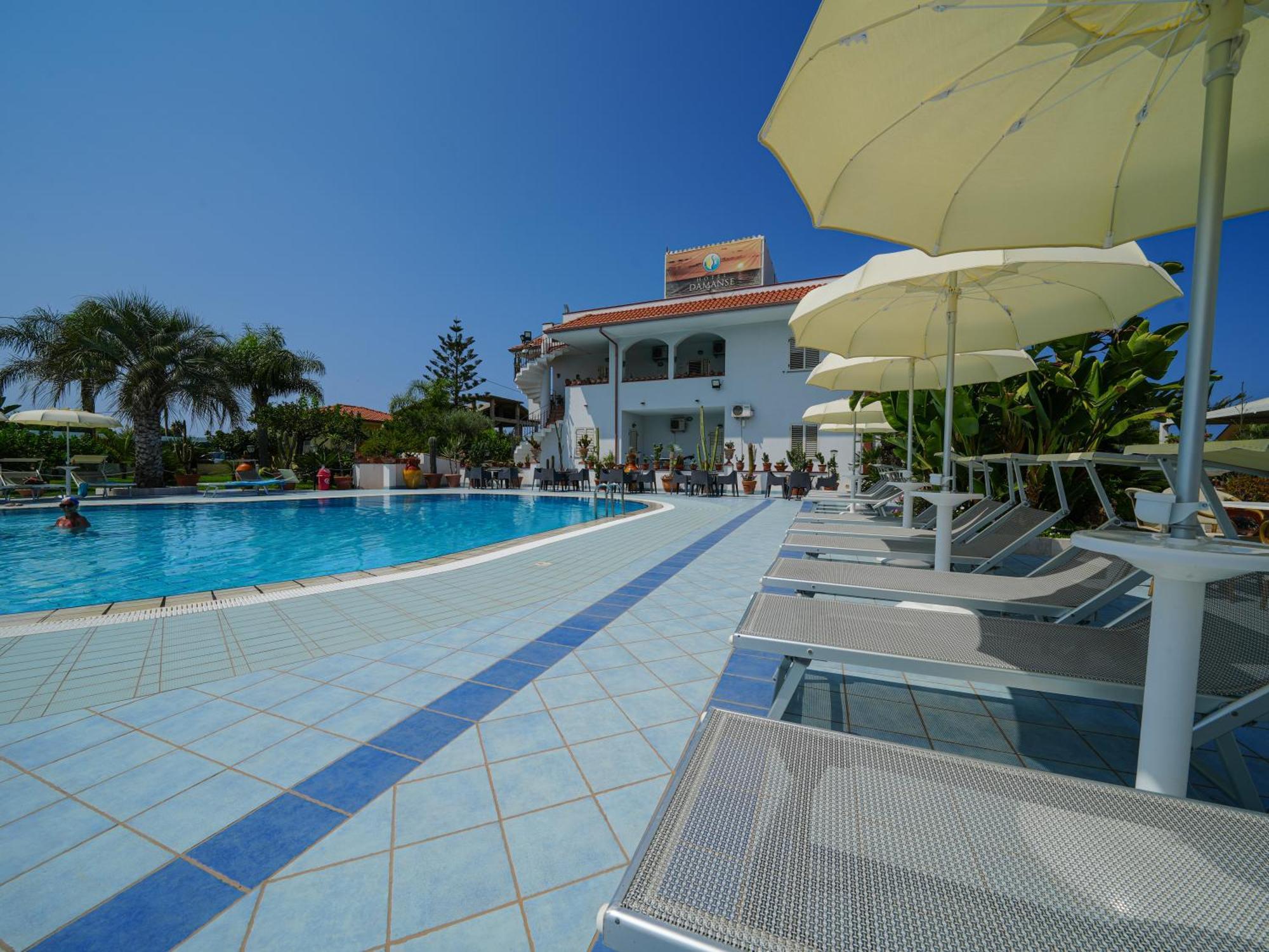 Hotel Damanse Santa Domenica  Exteriér fotografie