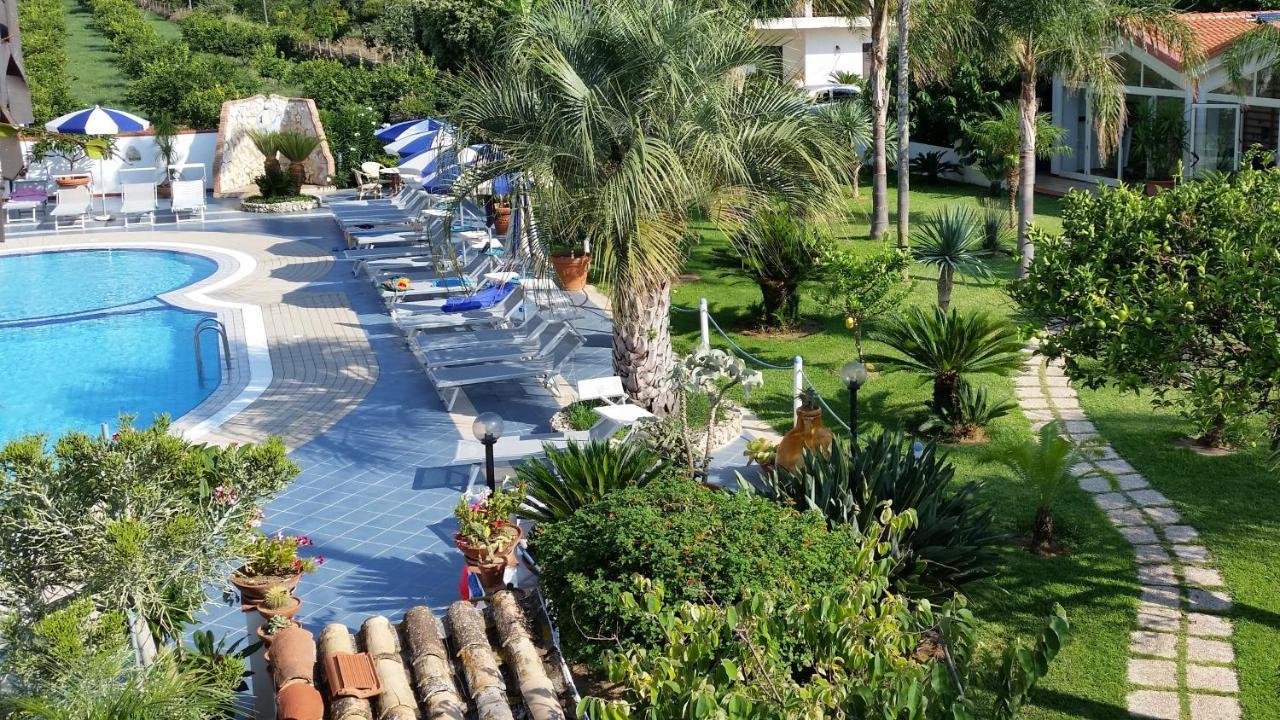 Hotel Damanse Santa Domenica  Exteriér fotografie